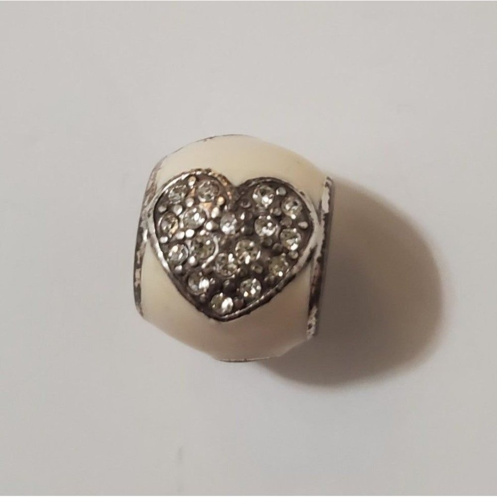 Brighton White Heart Charm